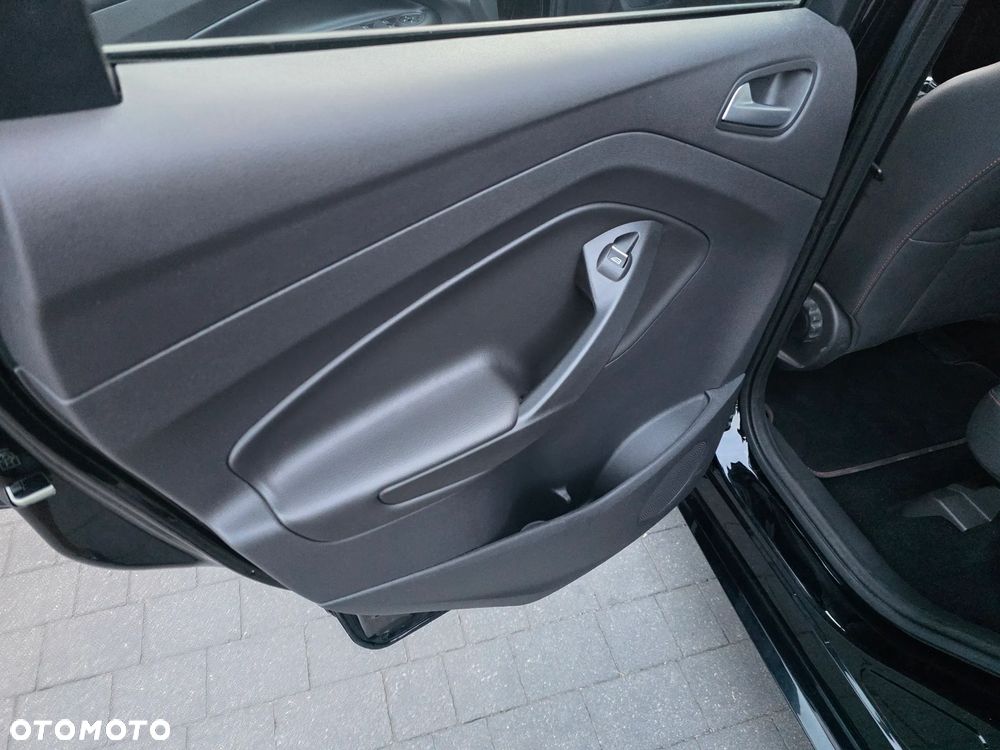 Ford Kuga 1.5 EcoBoost 4x4 ST-Line - 14
