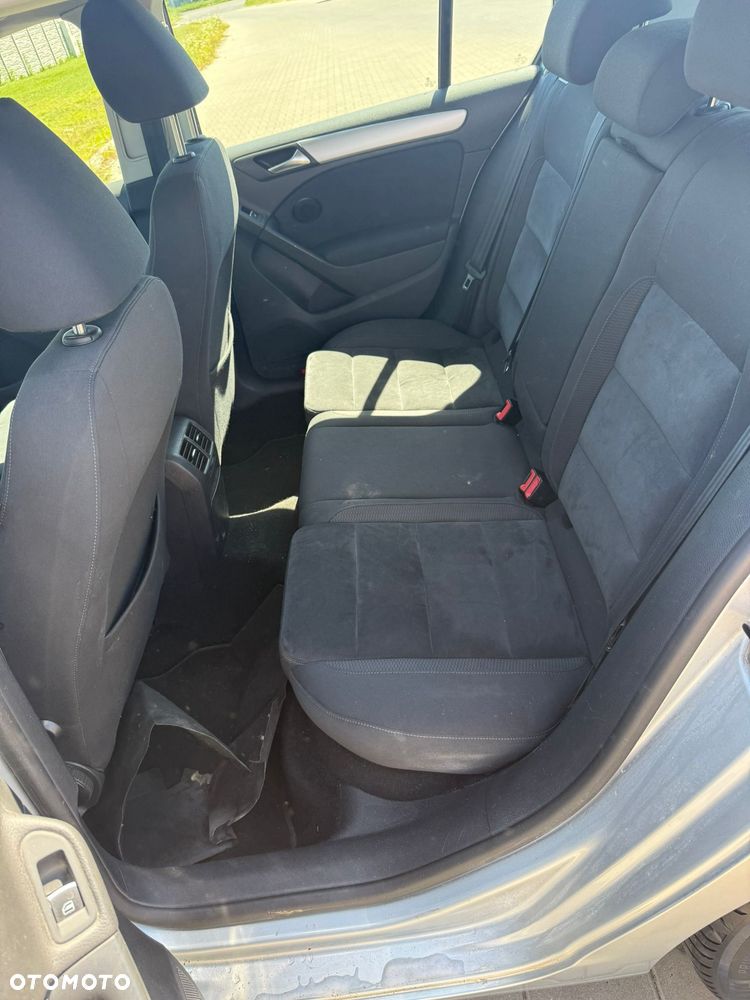 Volkswagen Golf 1.6 TDI DPF BlueMotion Technology Style - 10