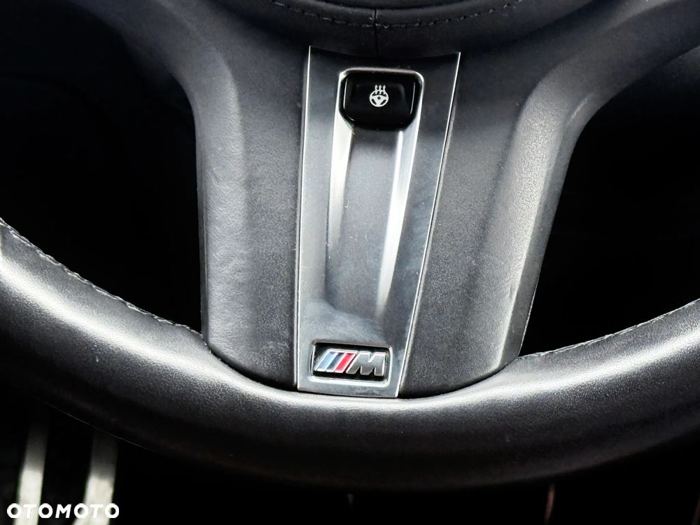 BMW Seria 3 330d xDrive M Sport - 26