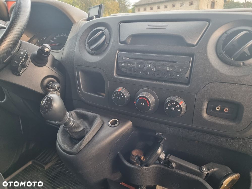 Renault Master - 10
