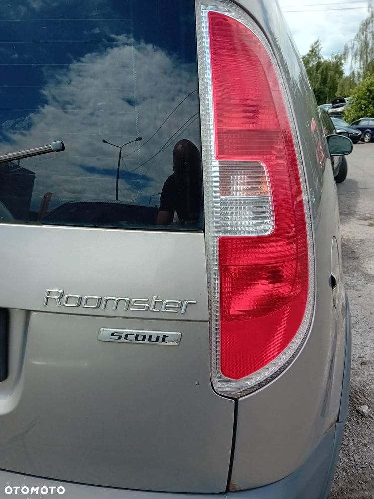 *SKODA ROOMSTER SCOUT* Samochód na części - 2