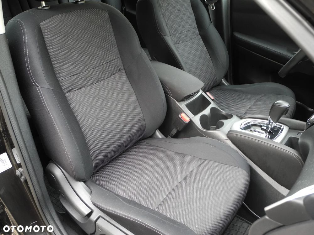Nissan Qashqai - 16