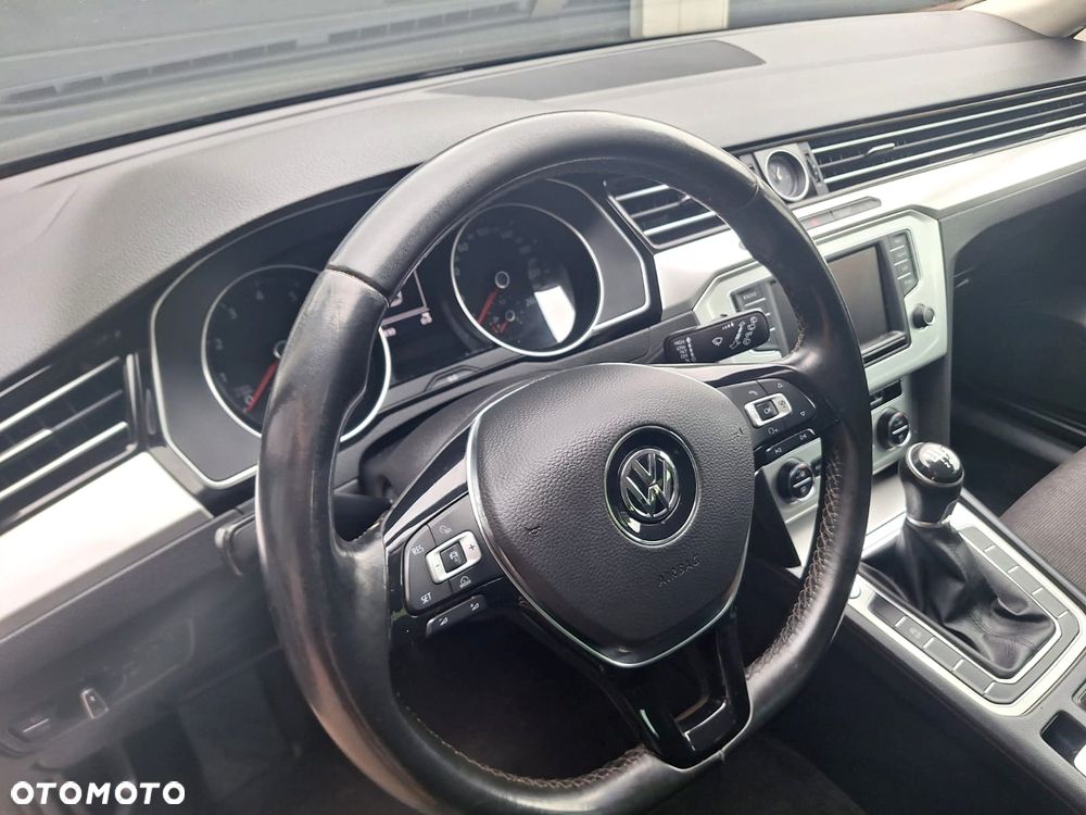 Volkswagen Passat 1.4 TSI ACT (BlueMotion Technology) Comfortline - 8