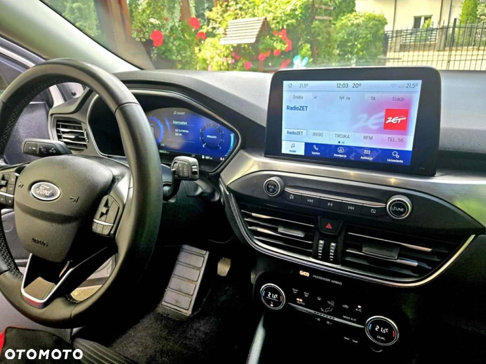 Ford Focus 1.0 EcoBoost Active - 11