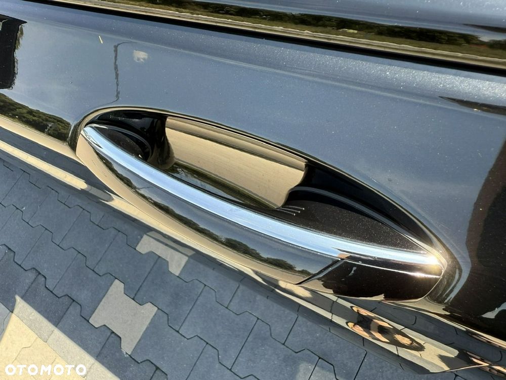 BMW Seria 7 - 36