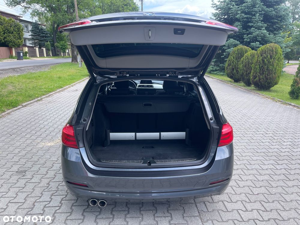 BMW Seria 3 320d Sport Line Shadow - 8
