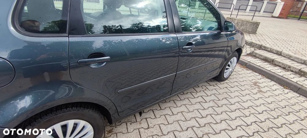 Volkswagen Polo 1.4 16V Highline - 8