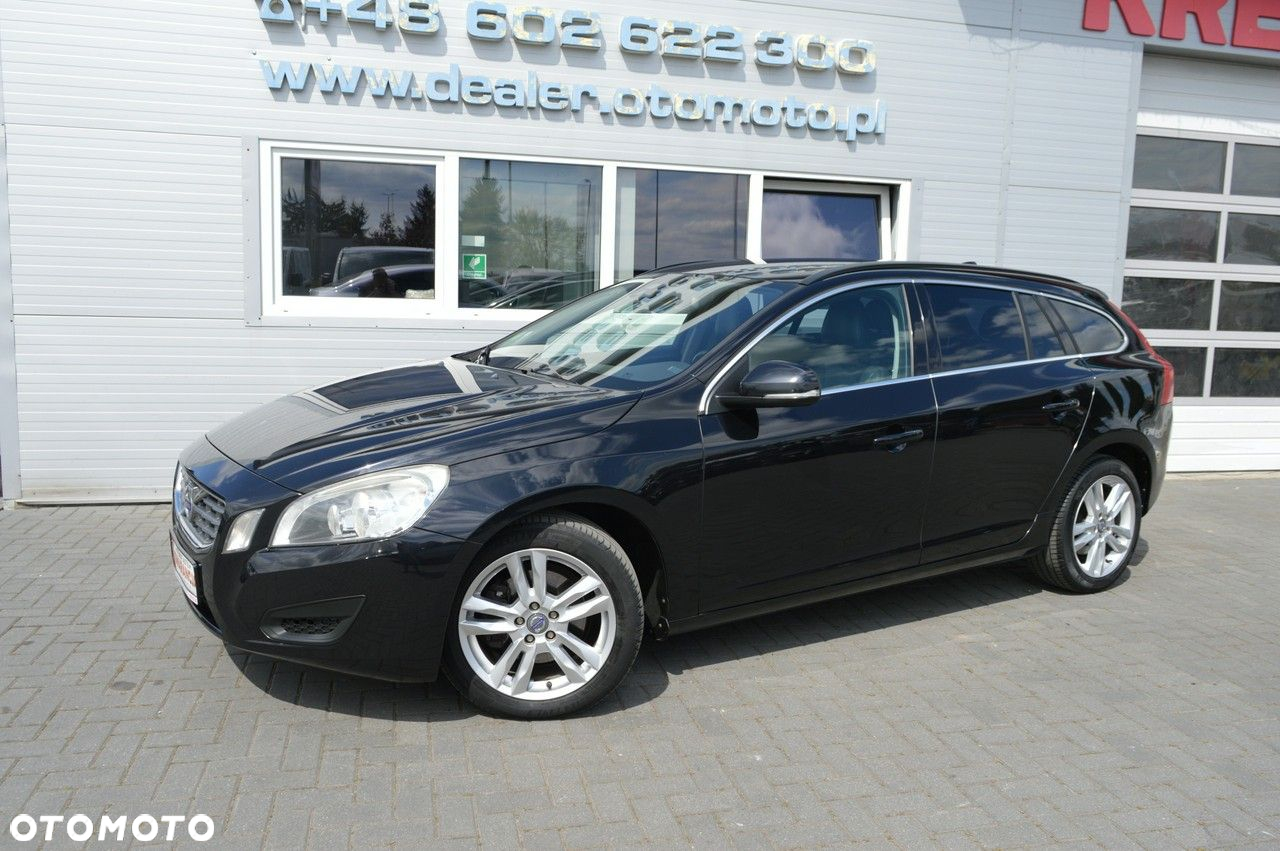 Volvo V60 D3 Momentum - 8