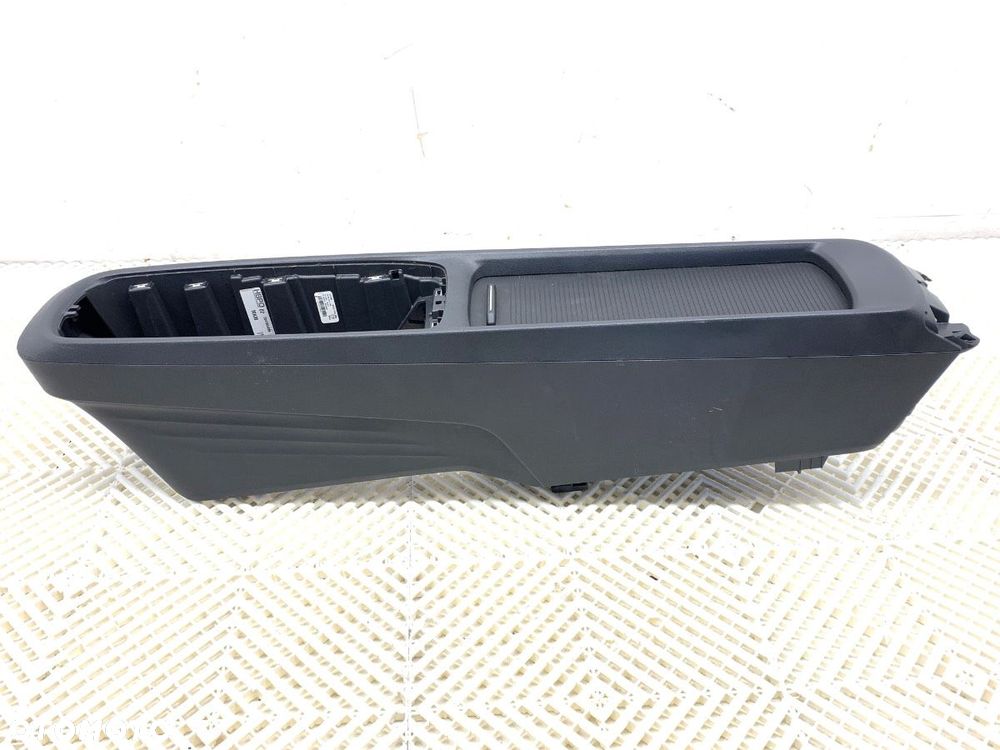 TUNEL ŚRODKOWY  VW ID.3 (E11) 2019 - 2022 Pro 150 kW [204 KM] elektryczny 2021 - 2022 10A863241A - 4