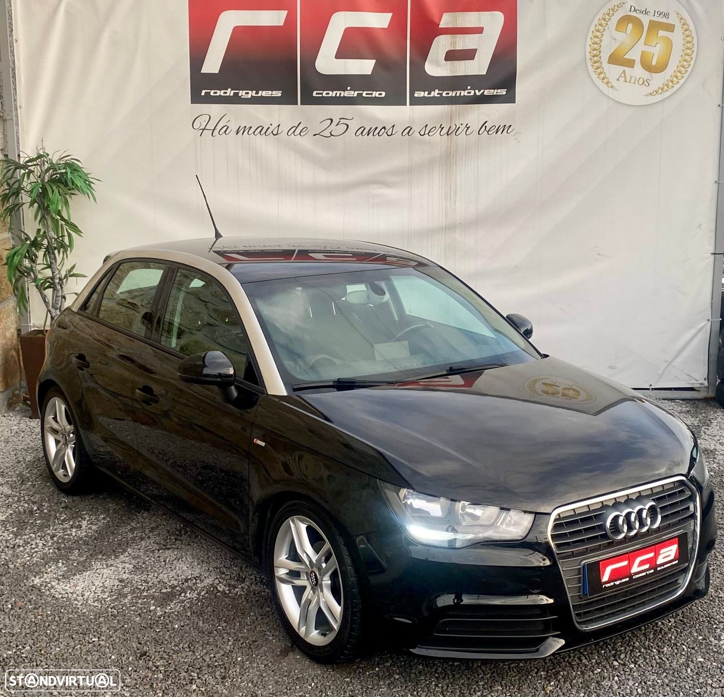 Audi A1 Sportback 1.6 TDI Ambition - 1