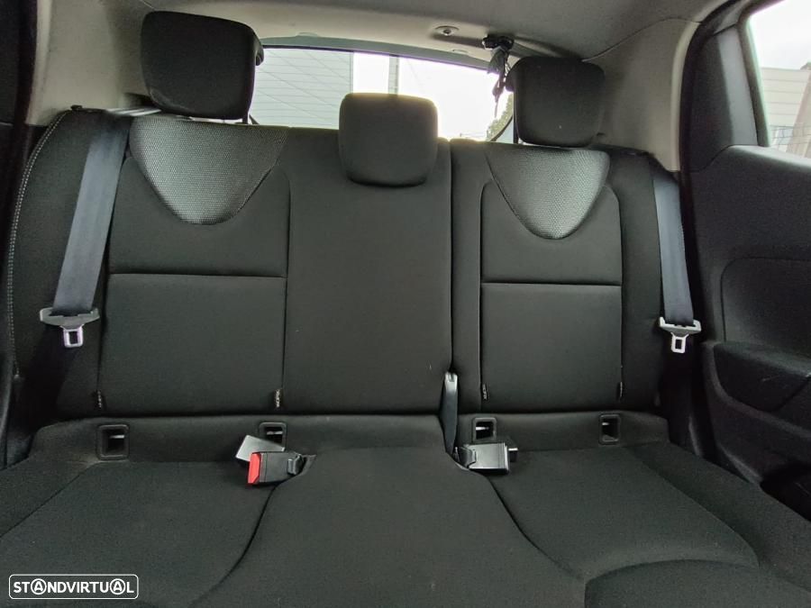 Renault Clio 0.9 TCe Limited Bi-Fuel - 12