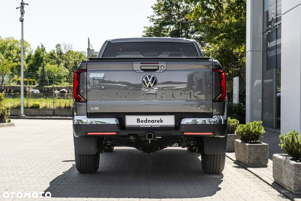 Volkswagen Amarok - 8