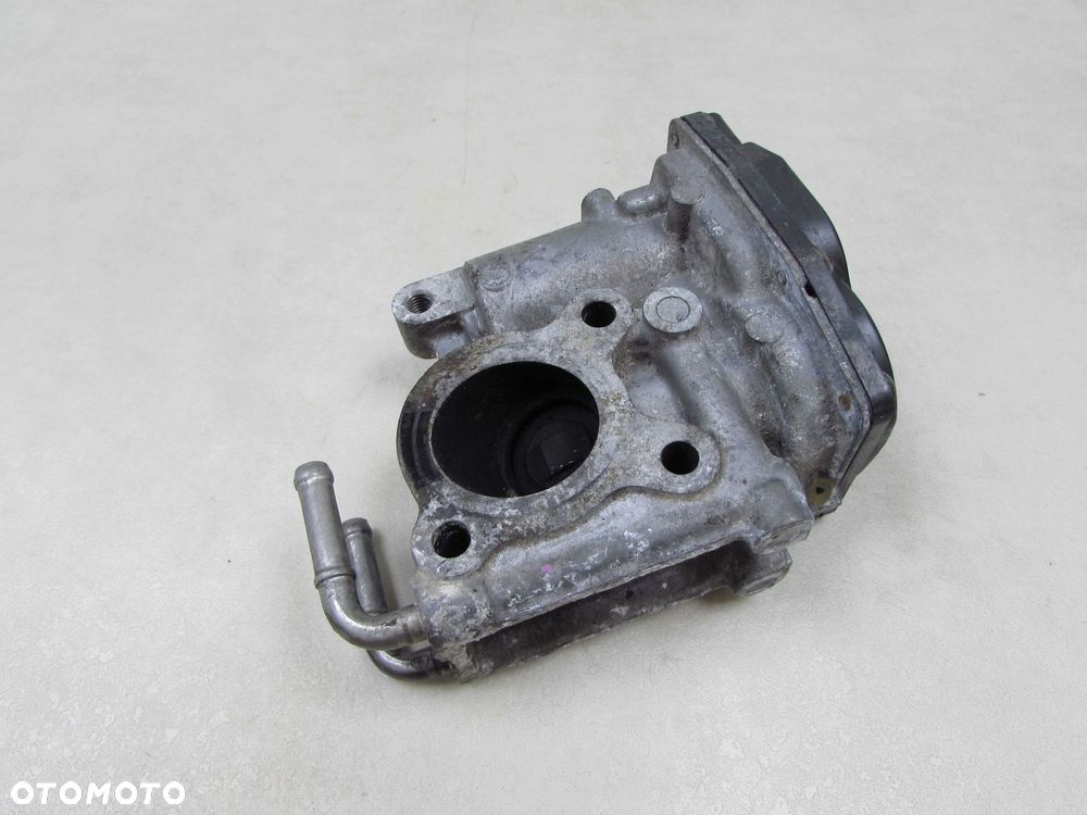 TOYOTA AVENSIS T27 D4D ZAWOR EGR 25800-0R010 - 2