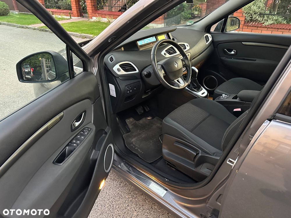 Renault Grand Scenic Gr 2.0 16V Privilege CVT - 15