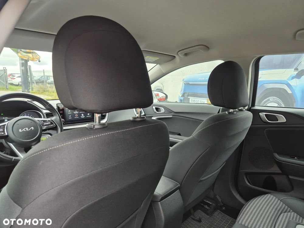Kia Ceed 1.5 T-GDI M - 16