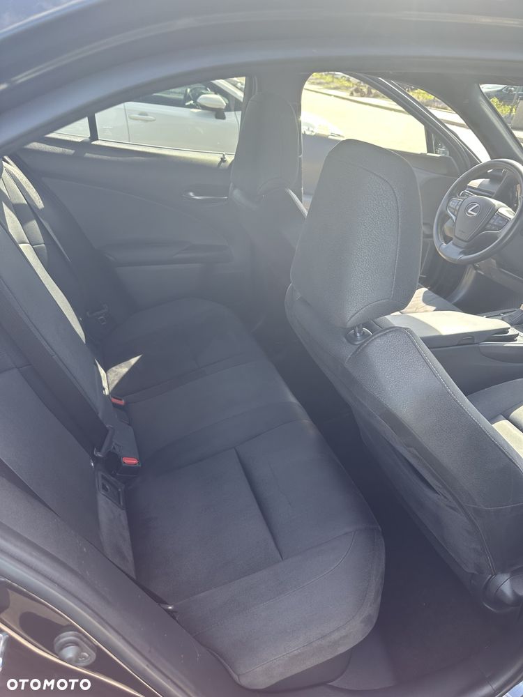 Lexus UX 250h Elegance 2WD - 7