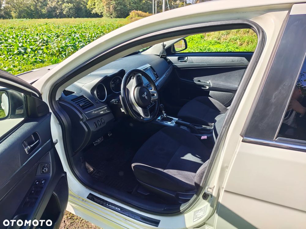 Mitsubishi Lancer 2.0 Ralliart GSR - 6