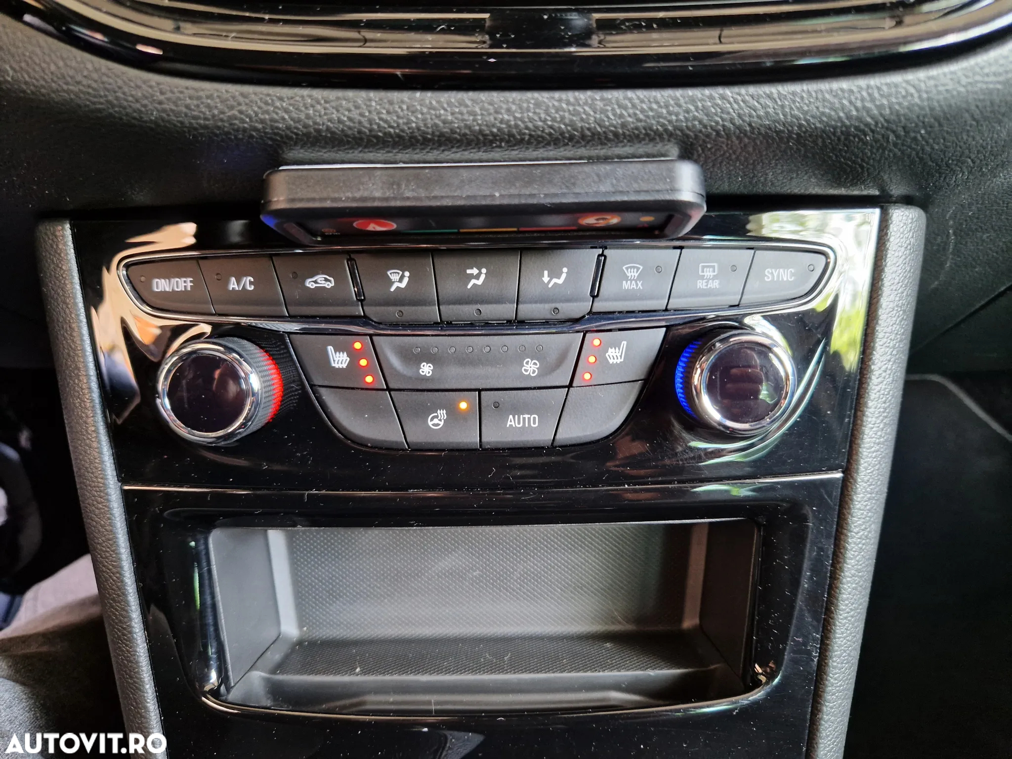 Opel Astra 1.2 Turbo Start/Stop 120 Jahre - 28