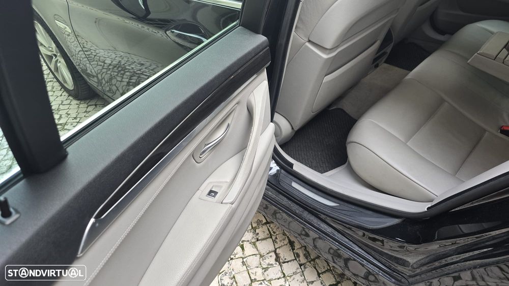BMW 520 d Auto - 5