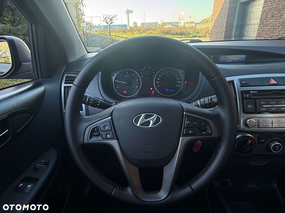 Hyundai i20 1.4 CRDi Comfort - 12