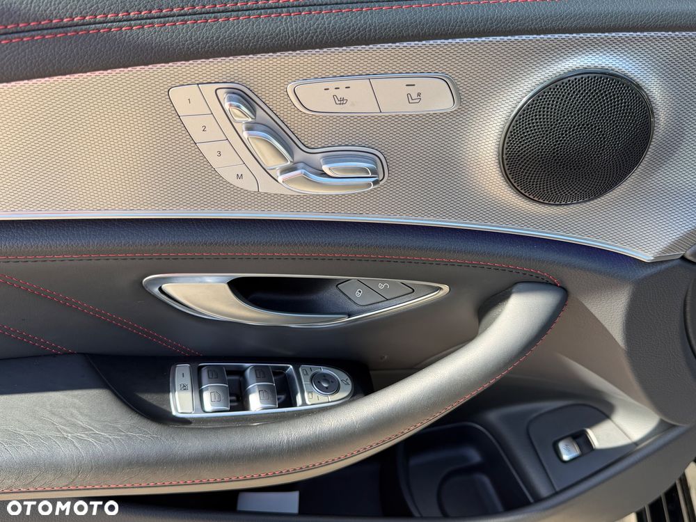 Mercedes-Benz Klasa E AMG 53 4-Matic+ - 25