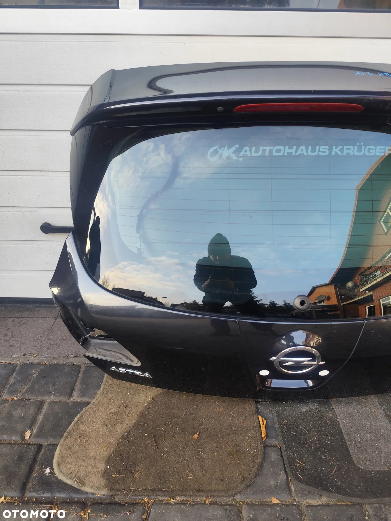 Klapa Tył Opel Astra J HB Kod Lakieru Z22C - 2