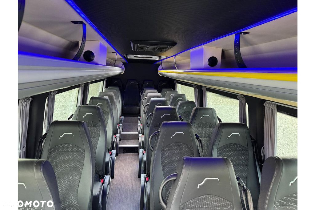 Mercedes-Benz Sprinter 519 - 22