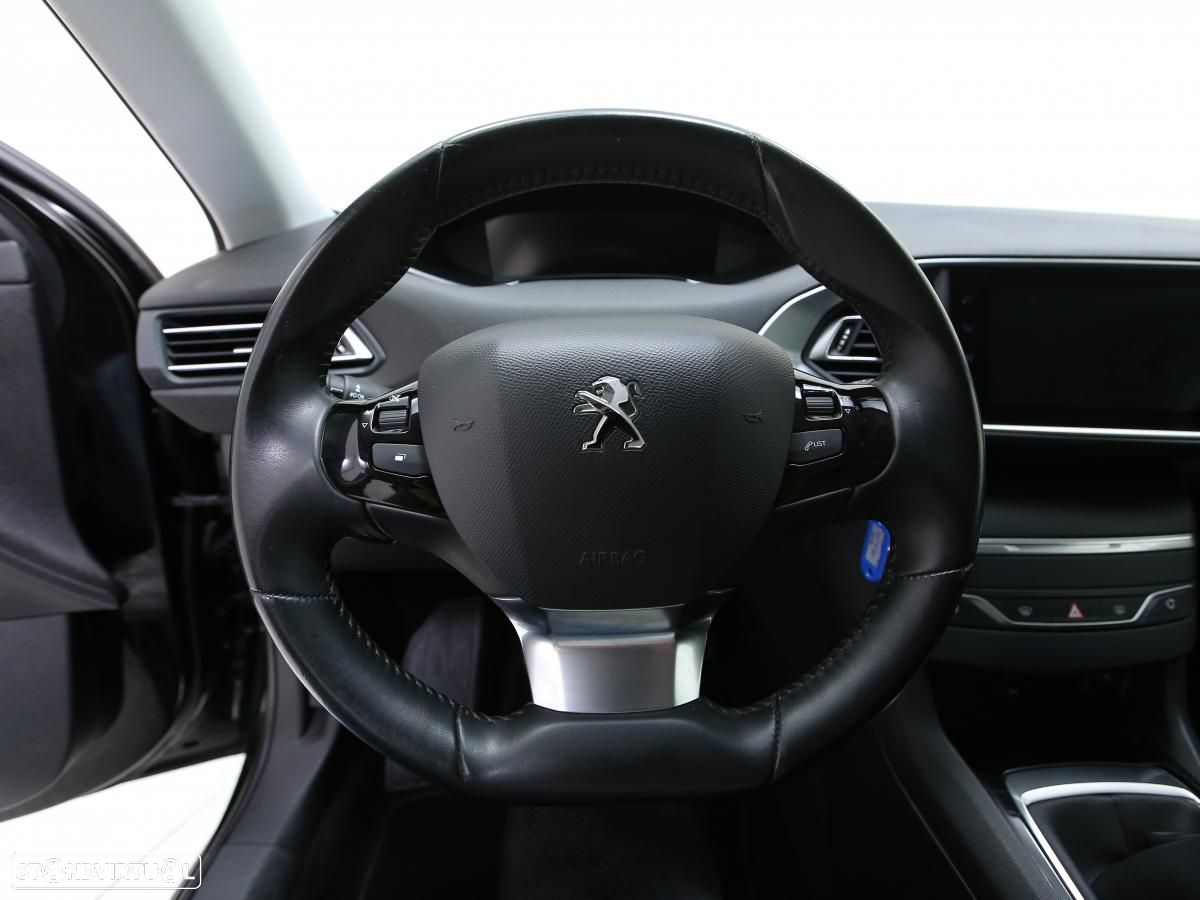 Peugeot 308 SW 1.5 BlueHDi Style - 18