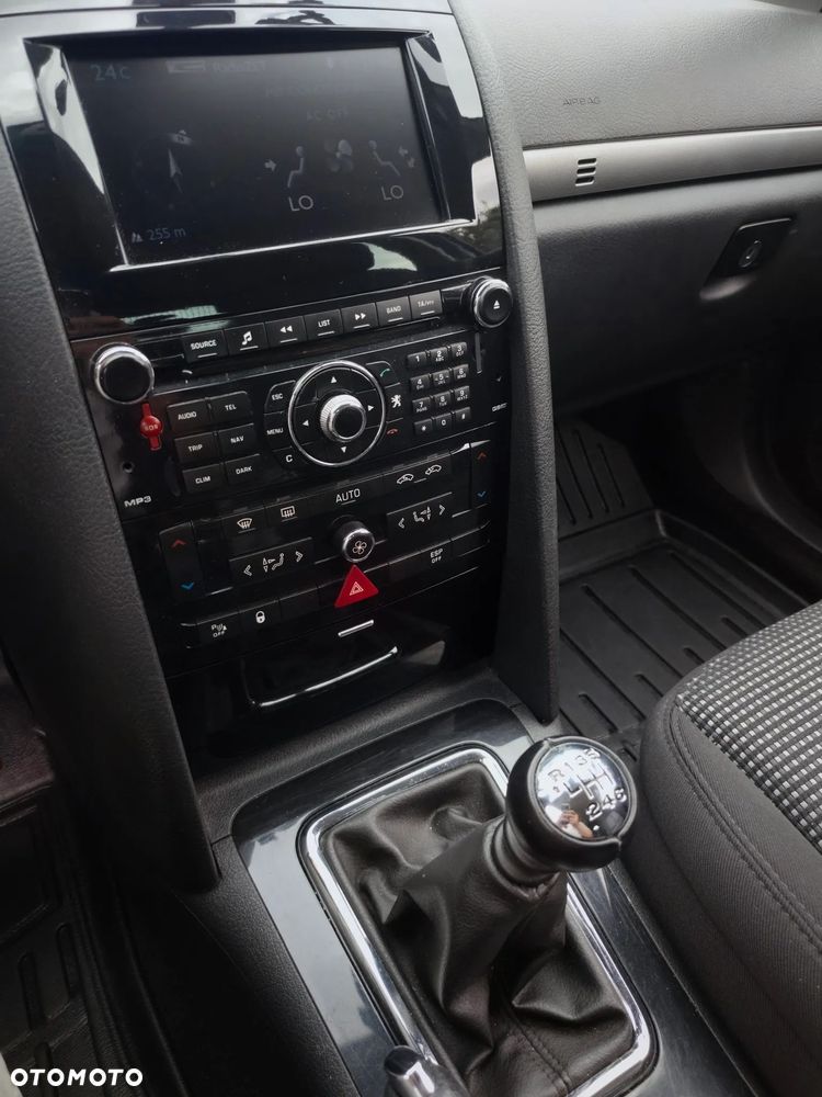 Peugeot 407 - 32
