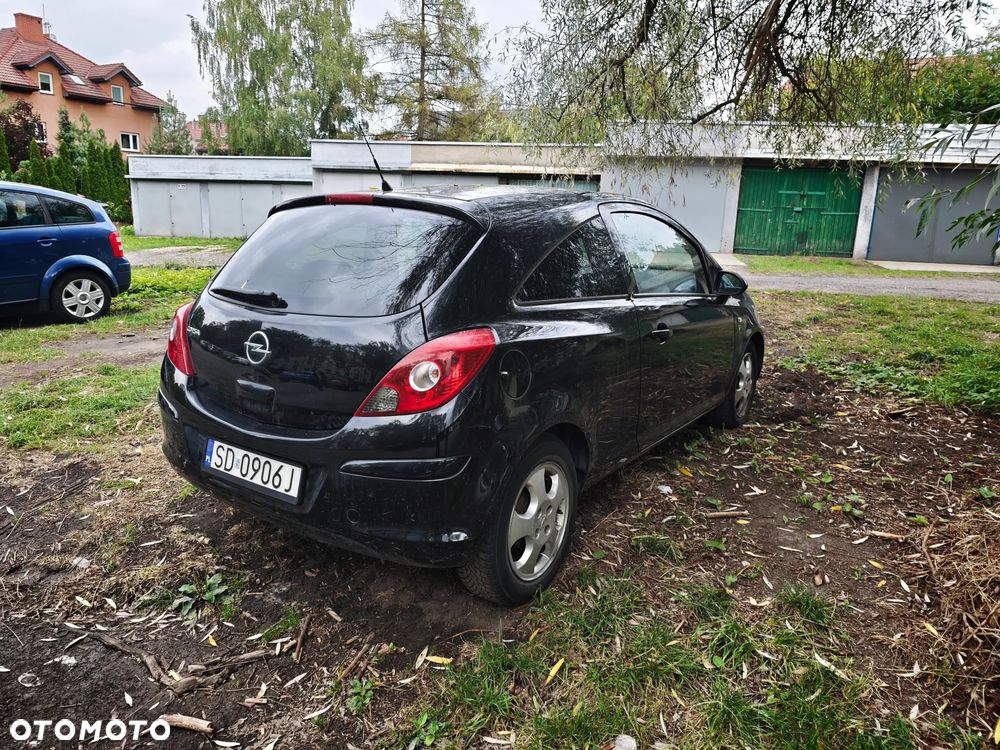 Opel Corsa 1.2 16V - 6