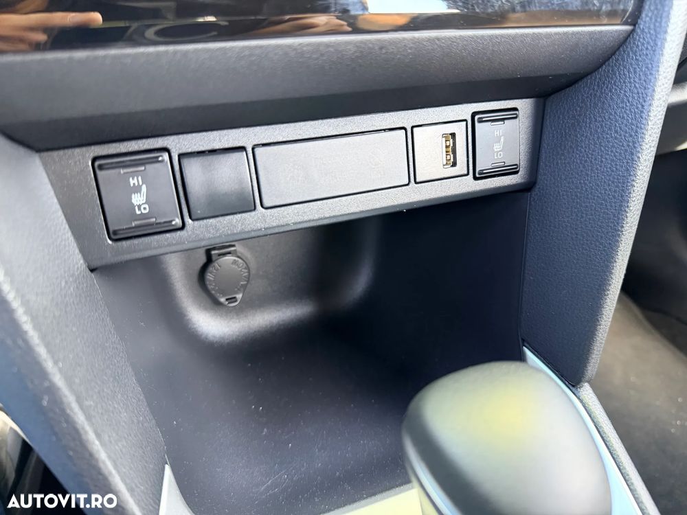 Toyota Yaris Cross - 12