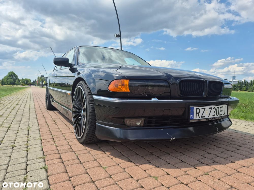 BMW Seria 7 - 6