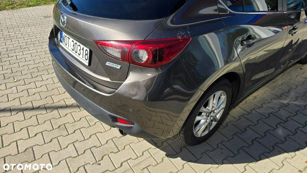 Mazda 3 - 8