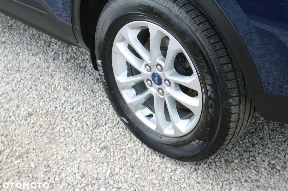Ford Kuga - 12