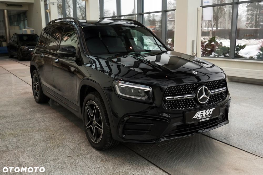Mercedes-Benz GLB 220 d 4-Matic AMG Line 8G-DCT - 3