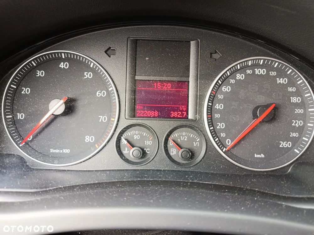 Volkswagen Golf Plus 2.0 FSI Comfortline - 19