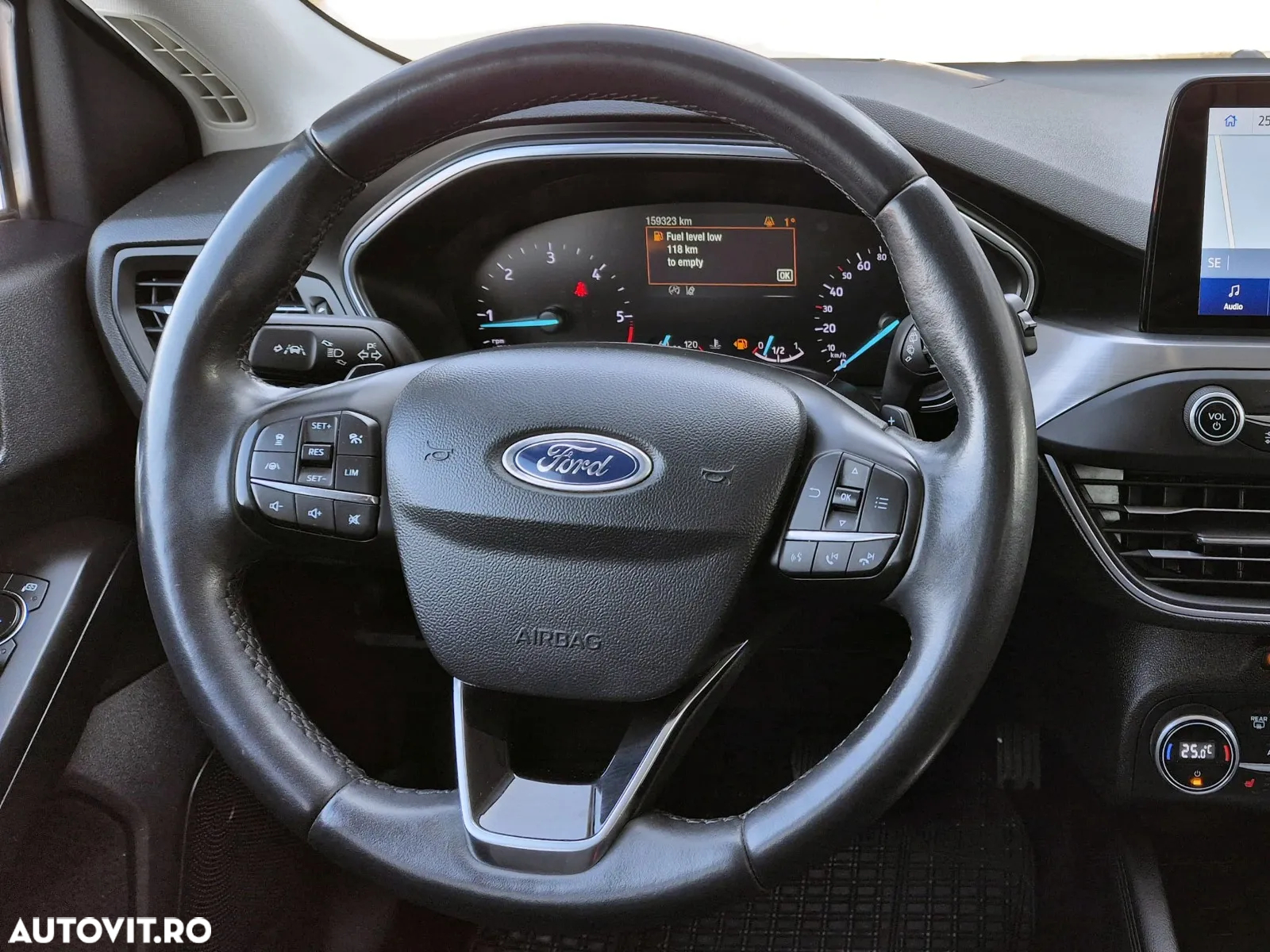 Ford Focus 2.0 EcoBlue Titanium Business - 23