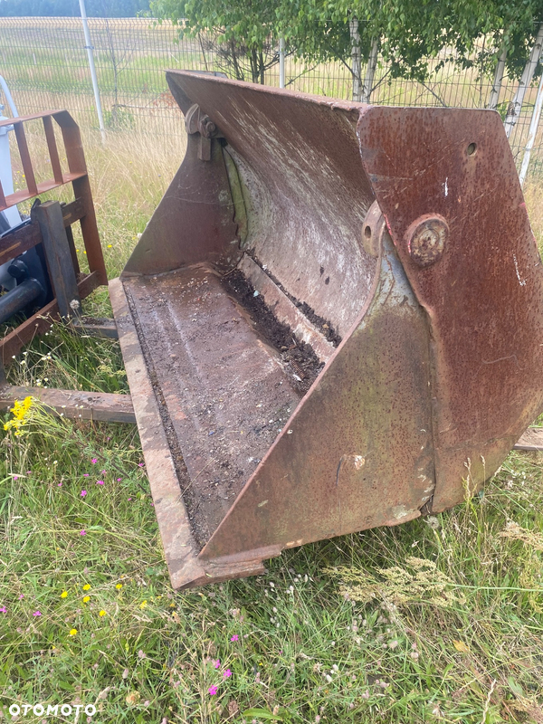 Łyżko krokodyl Volvo 180 cm