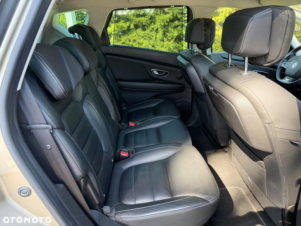 Renault Scenic 1.3 TCe FAP Bose EDC - 28
