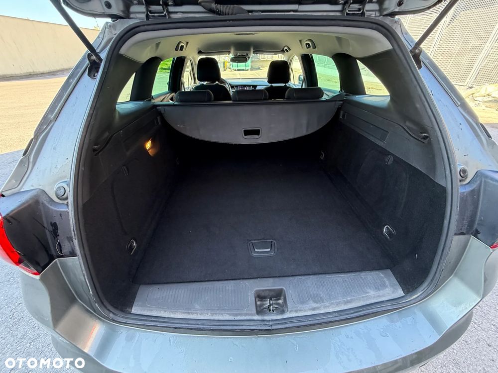 Opel Astra 1.2 T Elegance S&S - 36