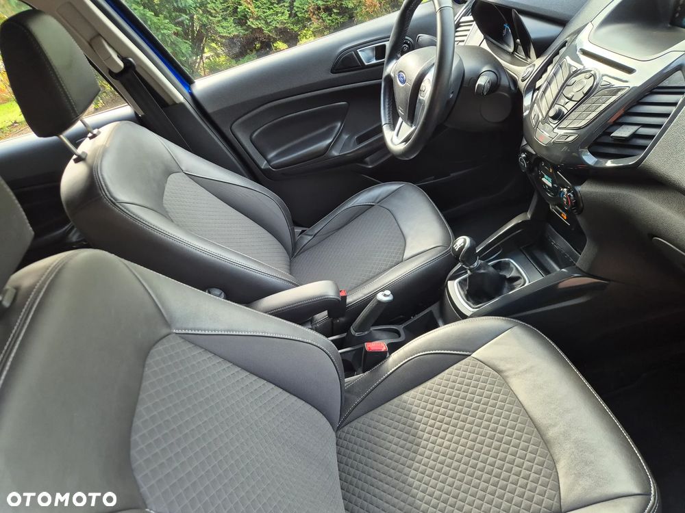 Ford EcoSport - 26