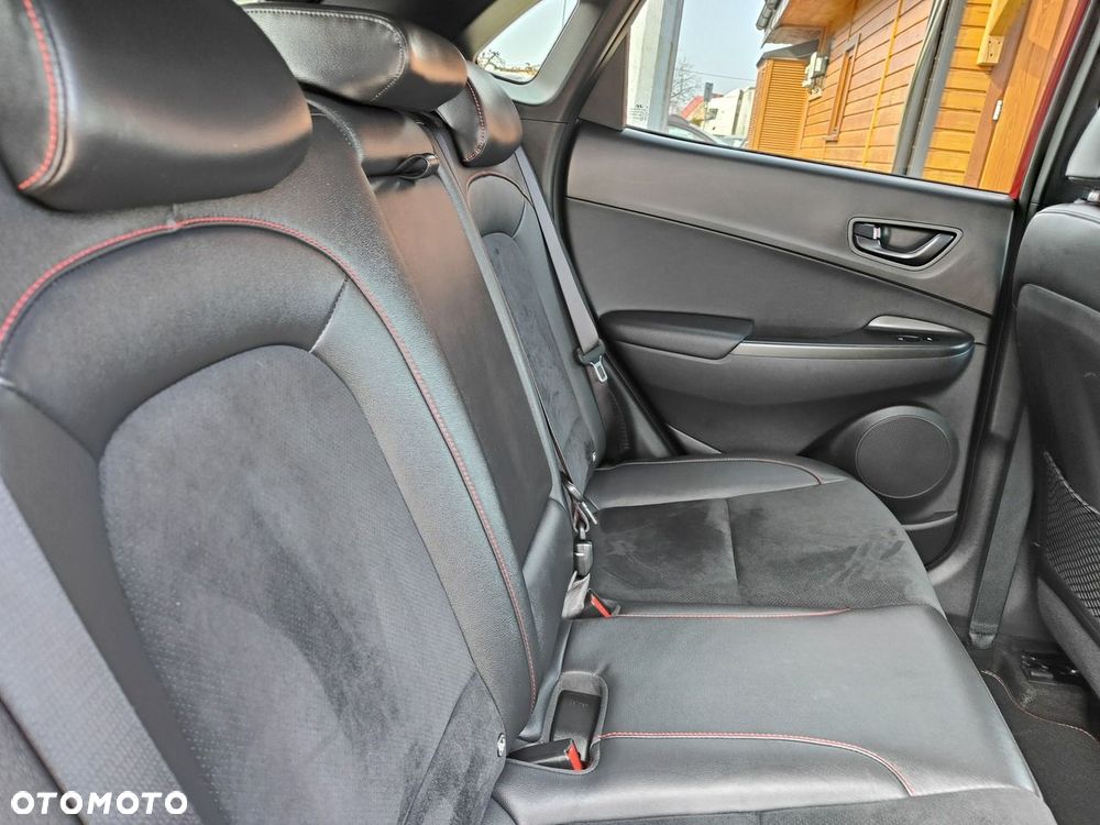 Hyundai Kona - 25