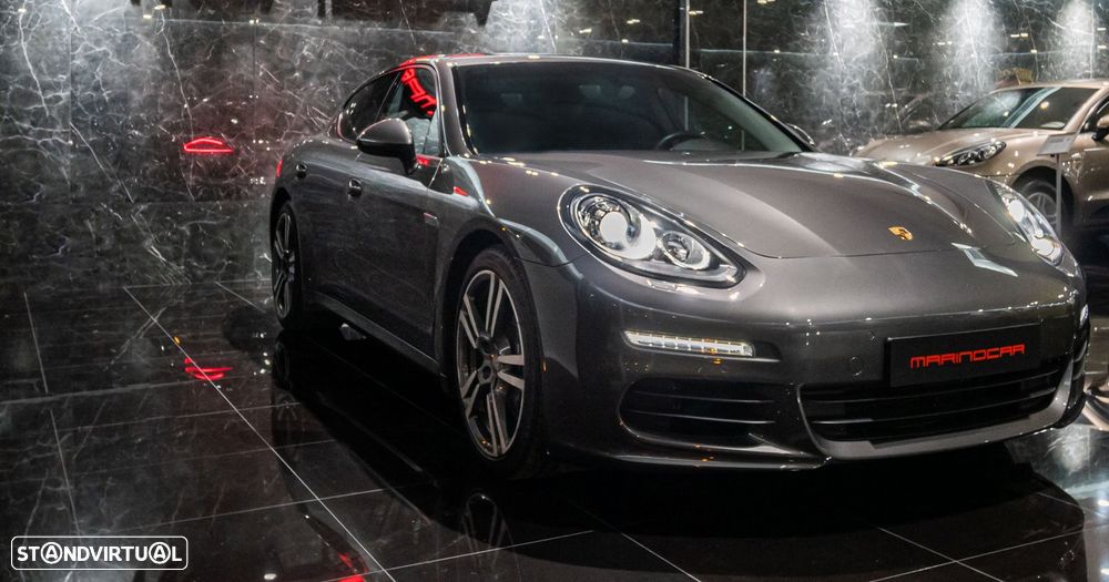 Porsche Panamera Standard - 2
