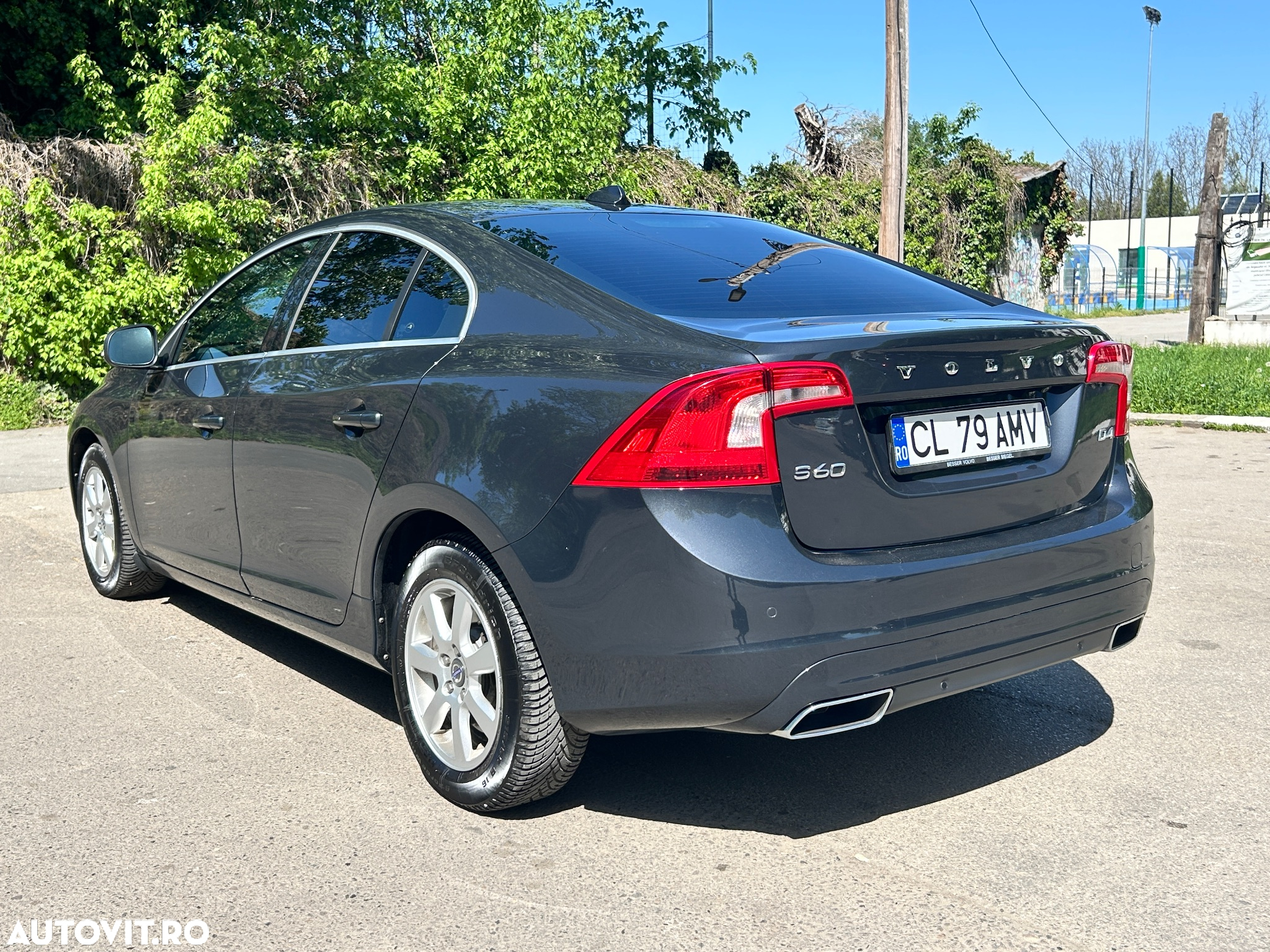 Volvo S60 D4 Geartronic Summum - 3