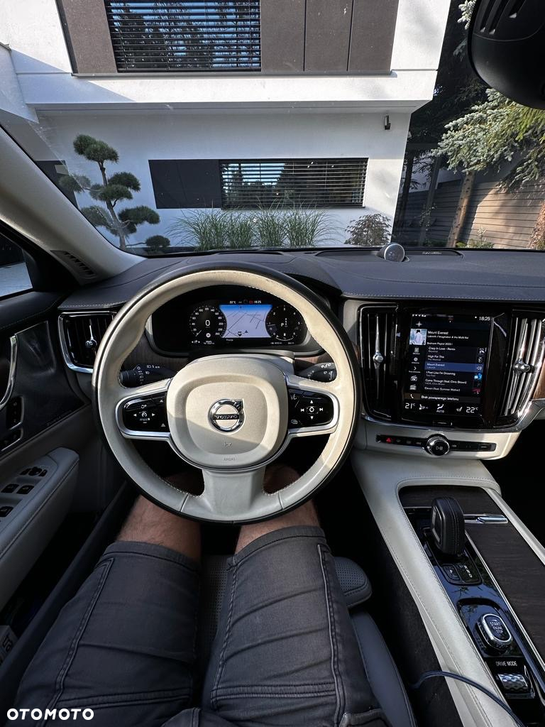 Volvo V90 Cross Country - 7