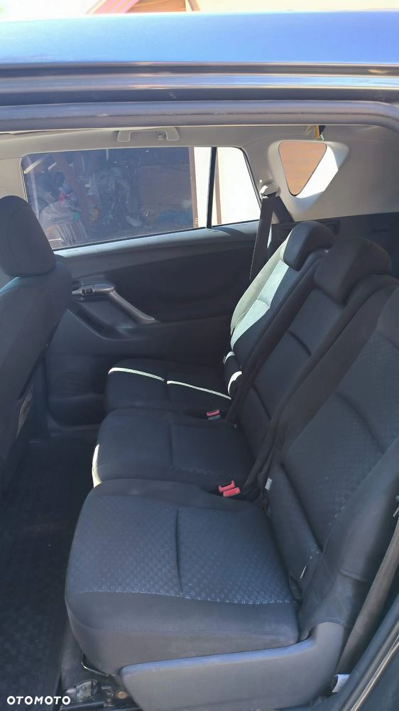 Toyota Verso 2.2 D-CAT Sol 7os - 20