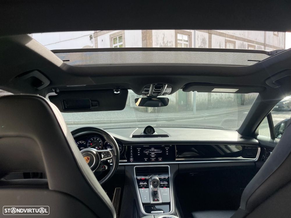 Porsche Panamera 4 E-Hybrid - 13