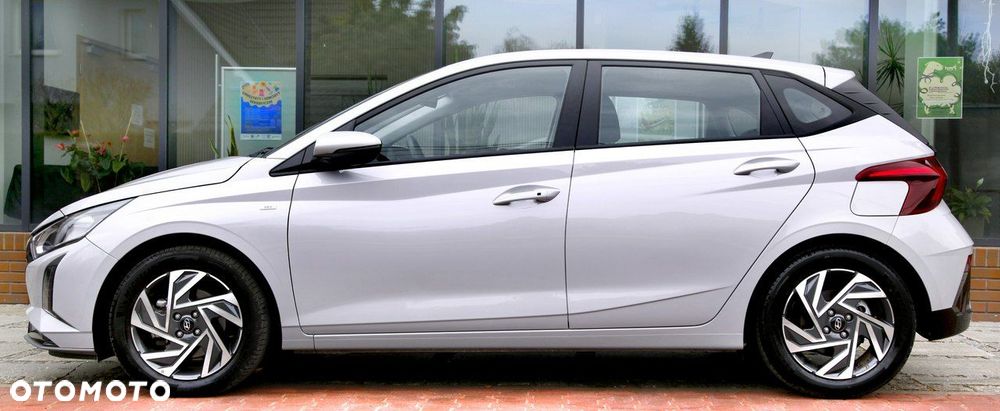 Hyundai i20 - 18