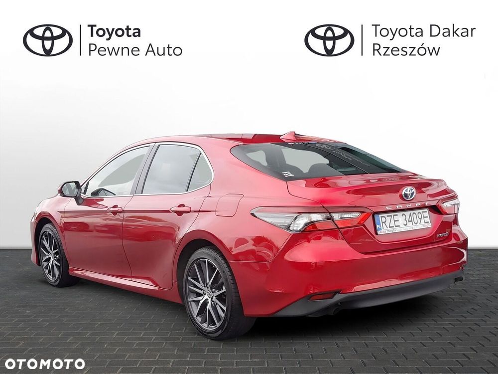 Toyota Camry 2023 photo 3