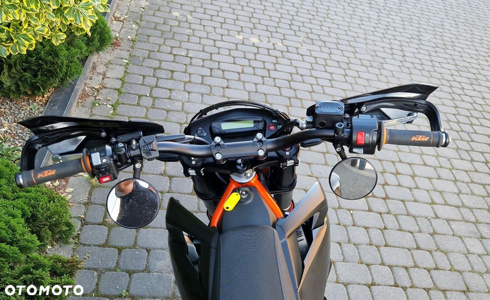 KTM SMC - 8